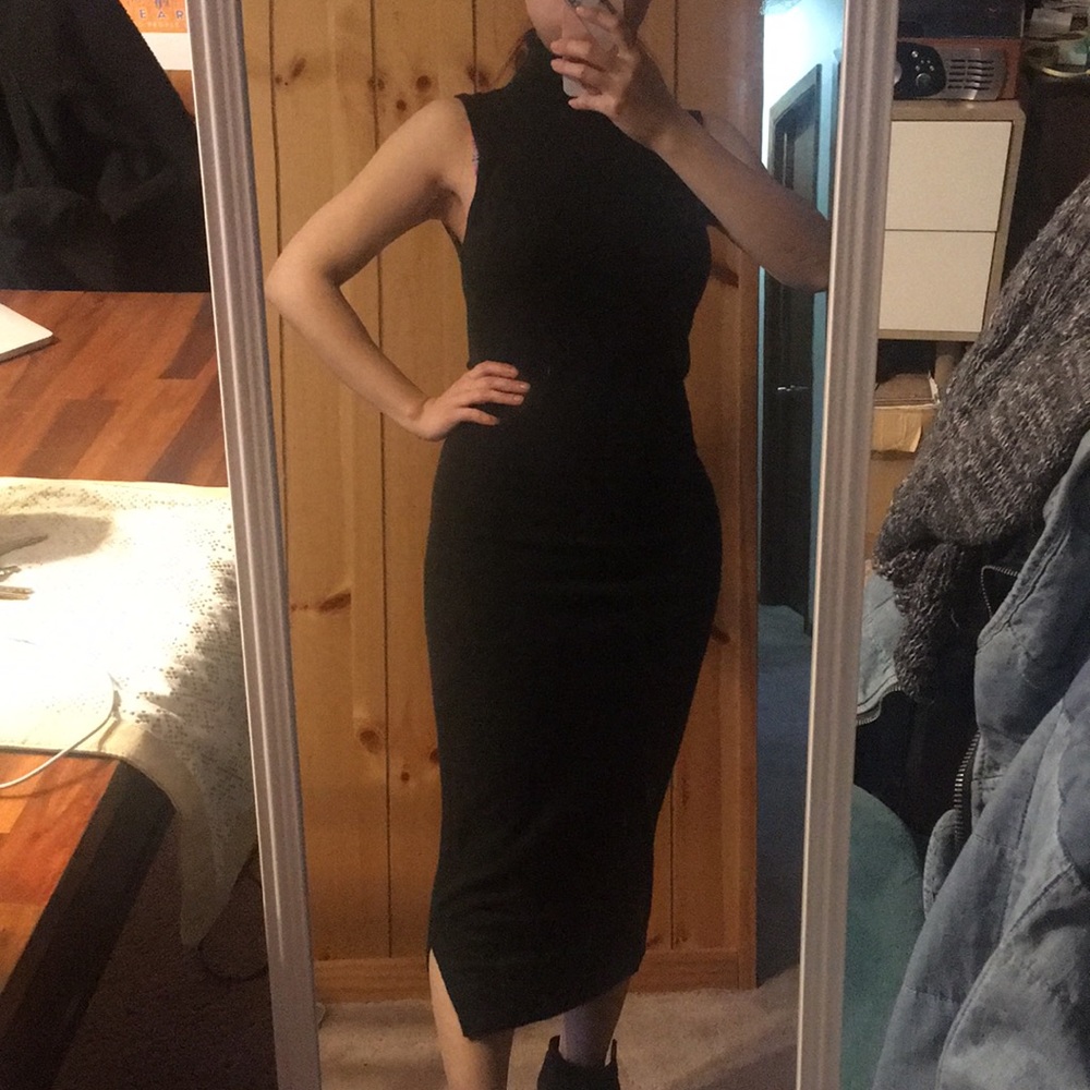 💯 cashmere sweater dress.